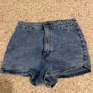 High rise denim acid washes Jean shorts